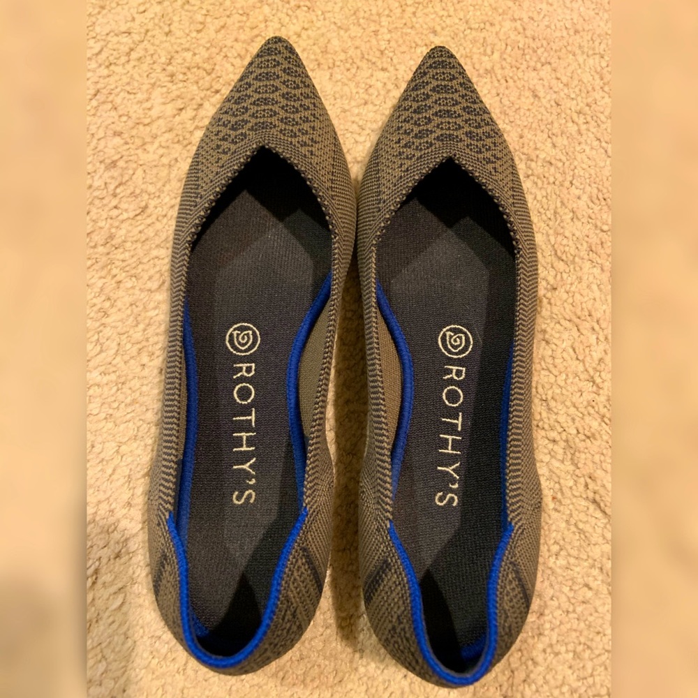 [SOLD] Rothy’s Walnut Python Points (Size 8.5)